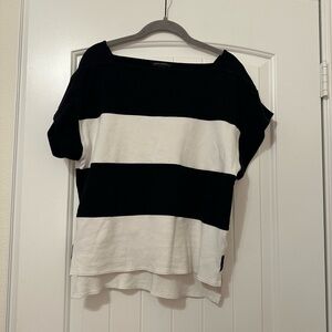 Banana Republic Black and White Colorblock Tee